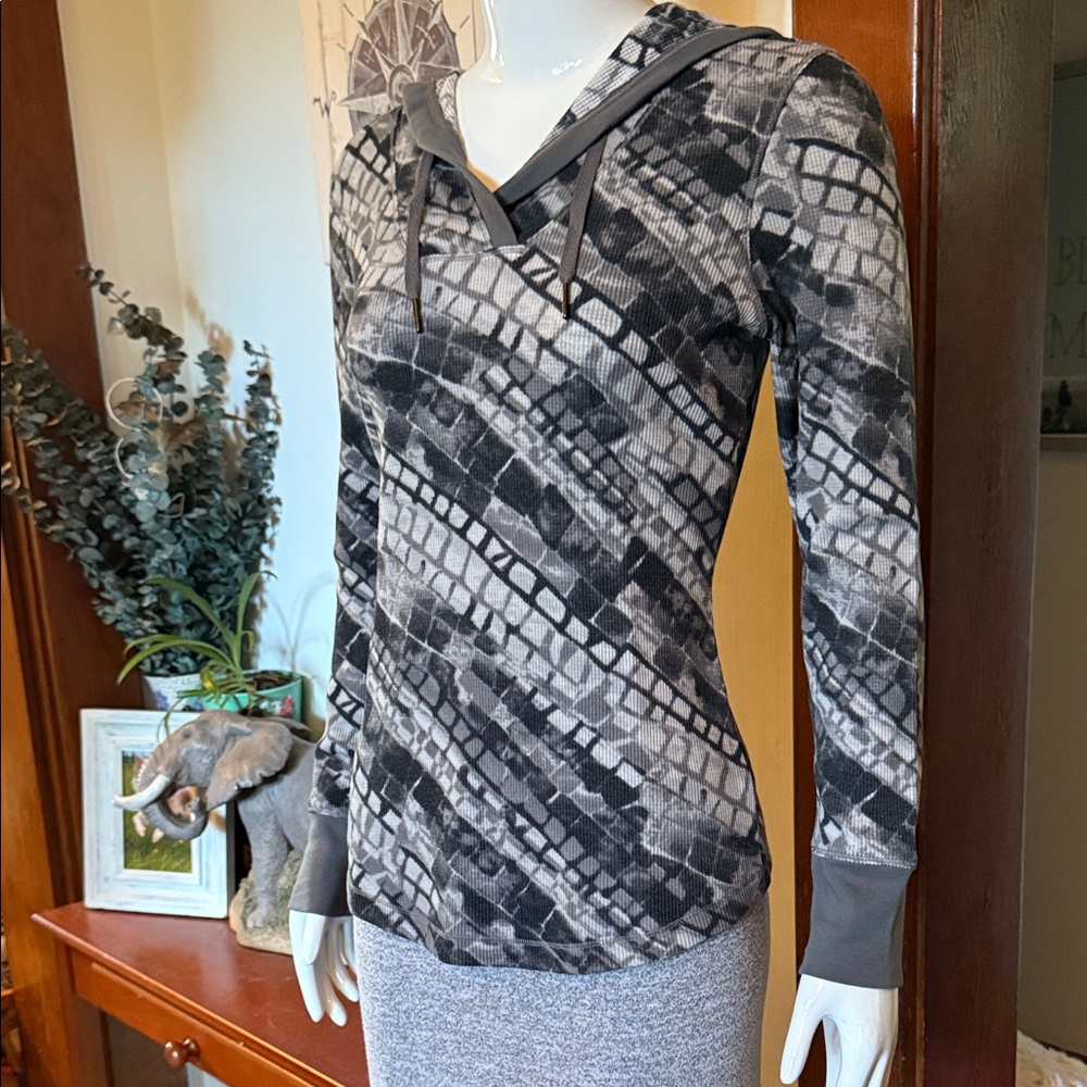 NWT Style&Co size small Gray Patterned Women's Top